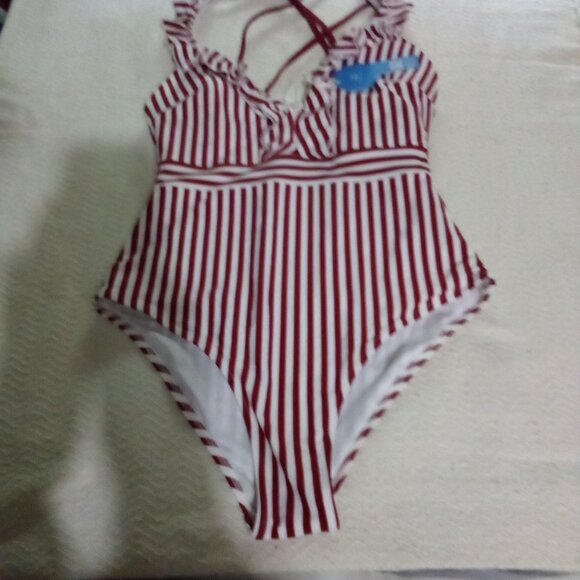 Cupshe bathing suit size m - Picture 4 of 4